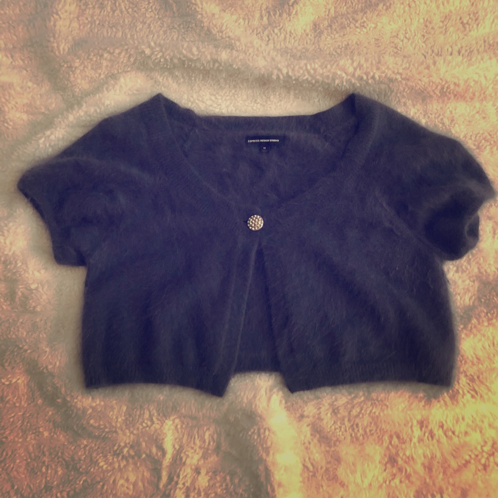 Crop top sweater
